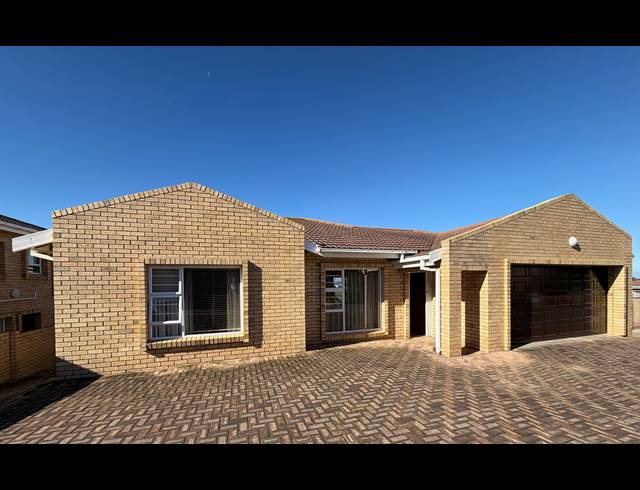 3 BEDROOM HOUSE FOR SALE IN WAVECREST